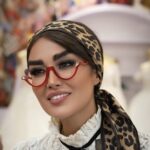 عینک بلوکات زنانه فندی (FENDI) با فریم نیم‌فریم پروانه‌ای - Image 2